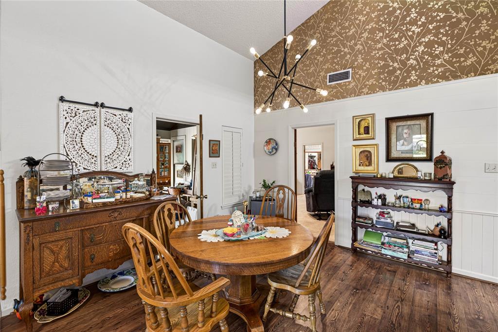 44 Surrey Square - Photo 9