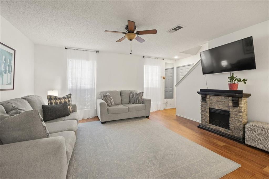 7213 Misty Dawn Drive - Photo 3