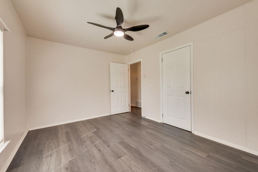 8324 Raymond Avenue - Photo 19