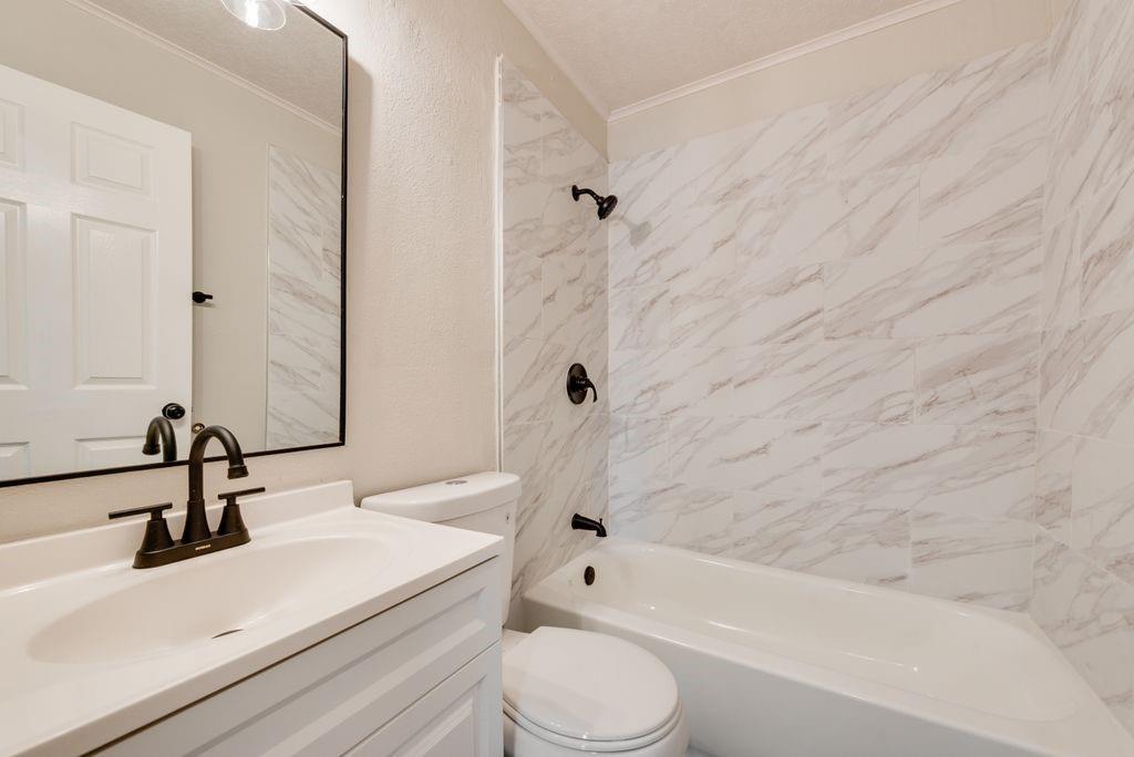 8324 Raymond Avenue - Photo 22