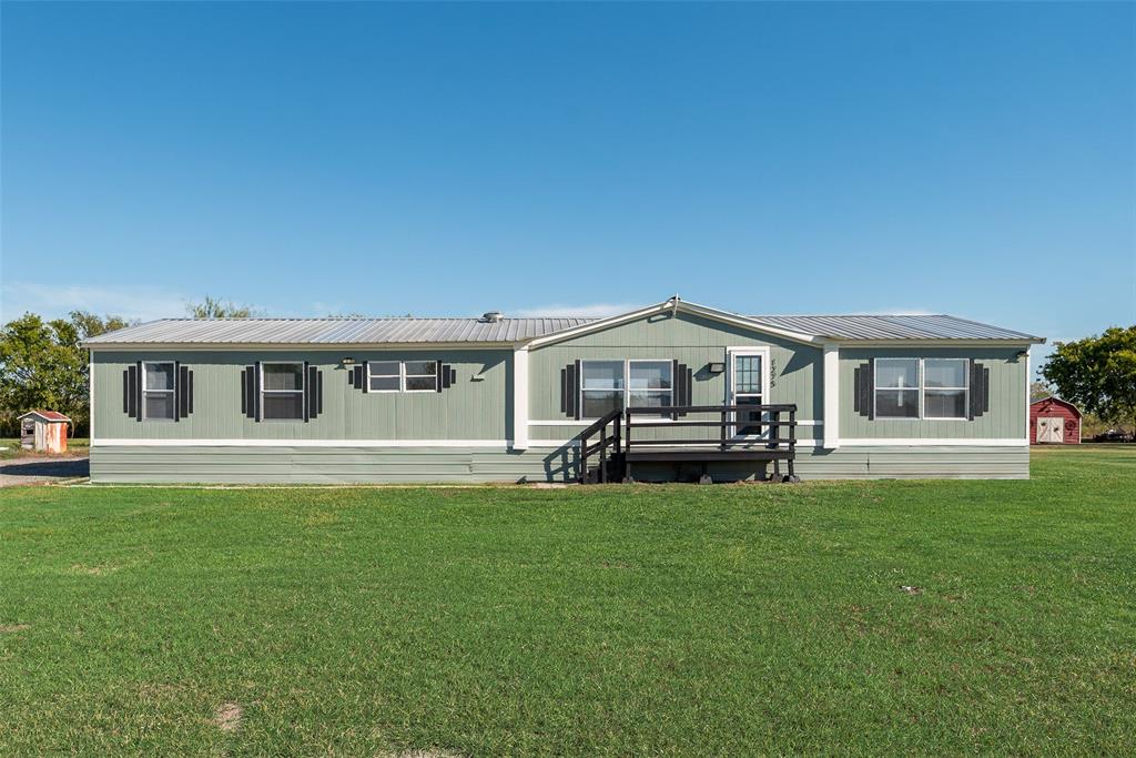 1275 John Wayne Road - Photo 1