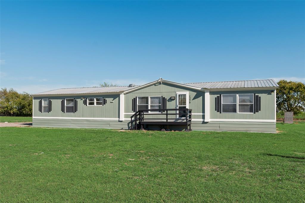 1275 John Wayne Road - Photo 2