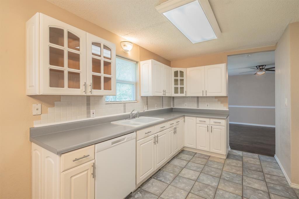 6620 Rickee Court - Photo 13