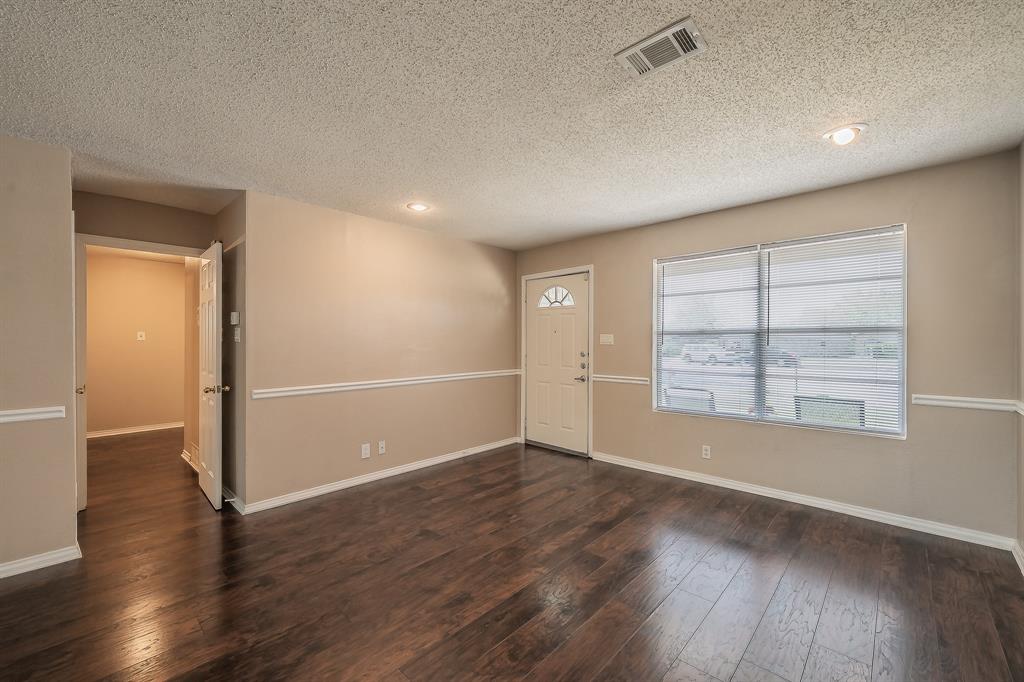 6620 Rickee Court - Photo 4