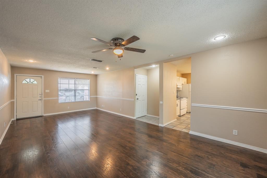 6620 Rickee Court - Photo 5