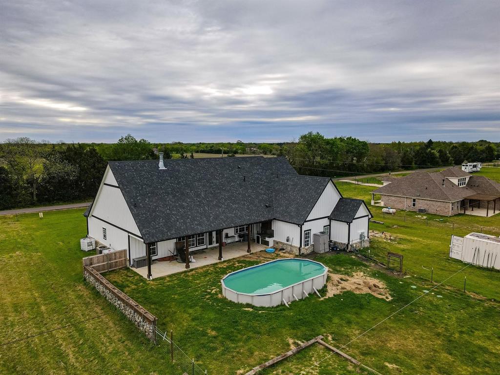4886 County Road 1037 - Photo 28