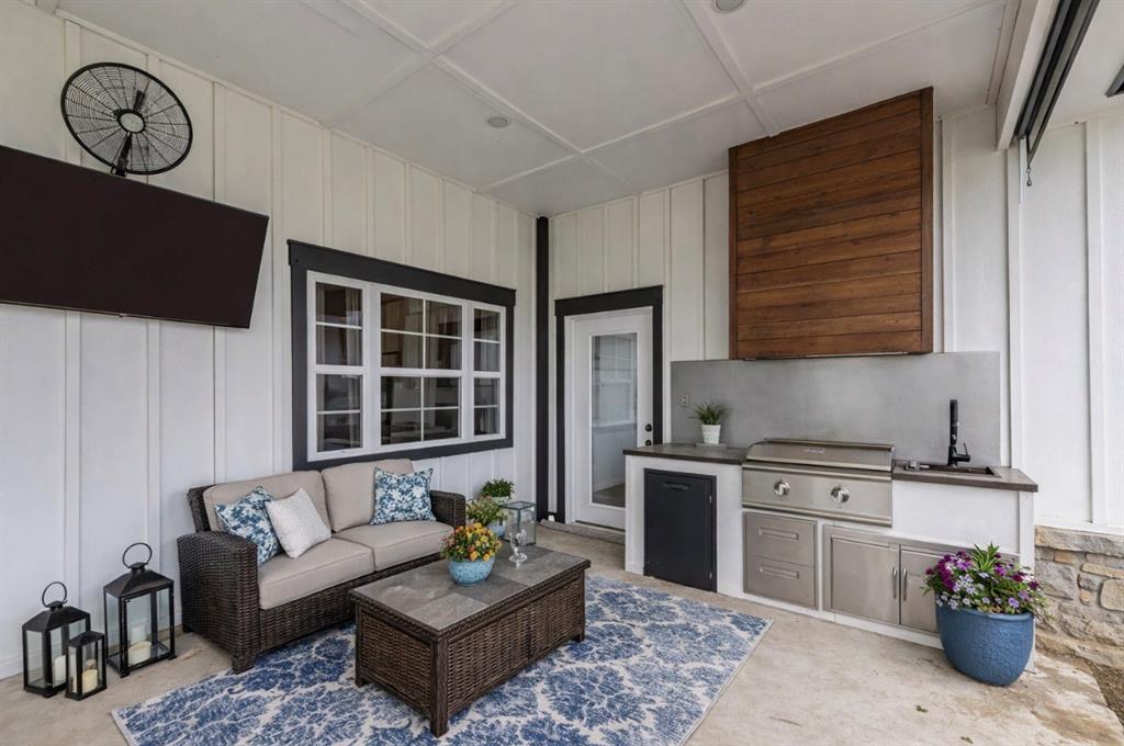 4886 County Road 1037 - Photo 29