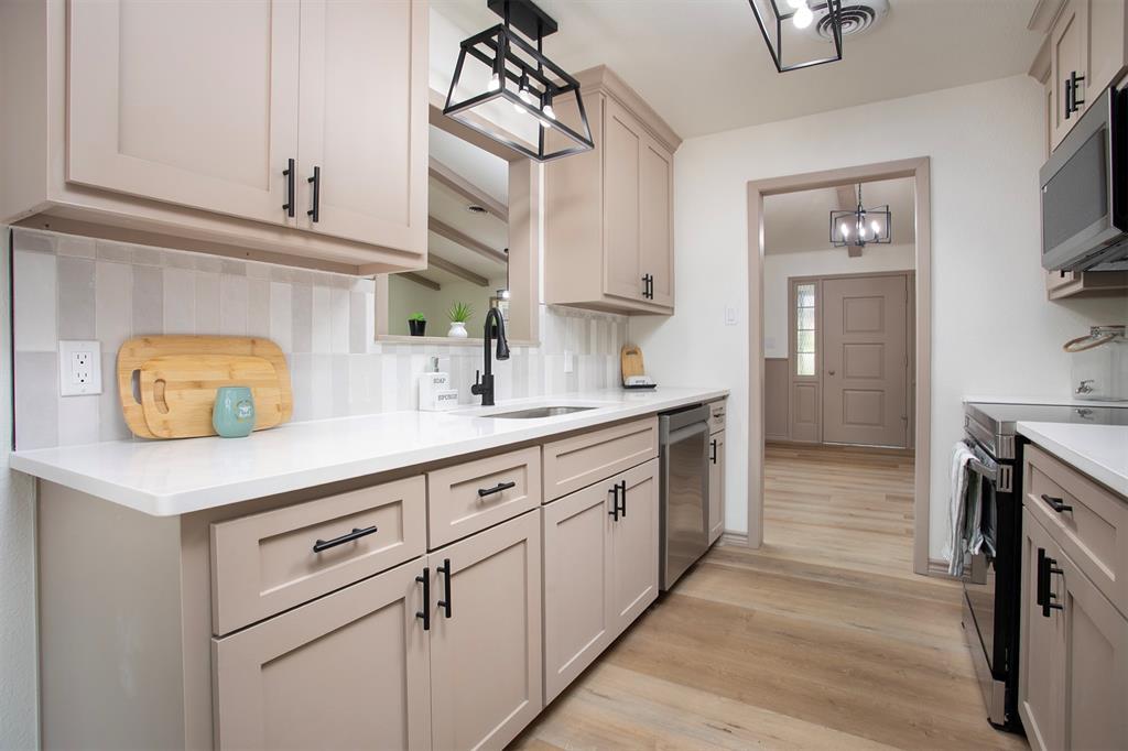 431 Lone Star Lane - Photo 10