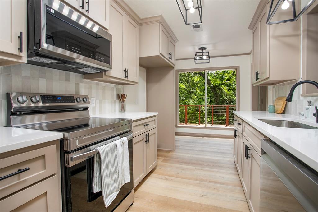 431 Lone Star Lane - Photo 9