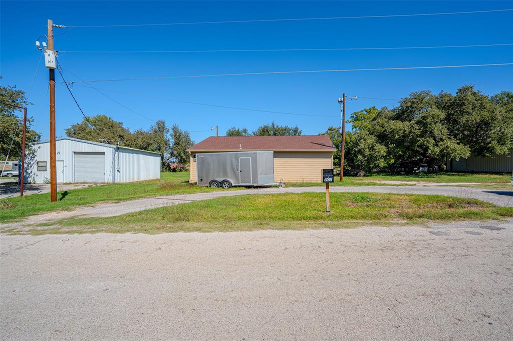 201 Granbury Court - Photo 1