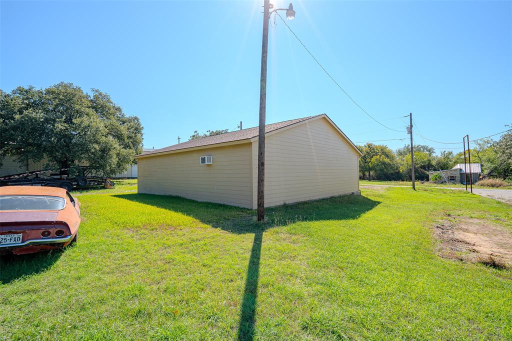 201 Granbury Court - Photo 32