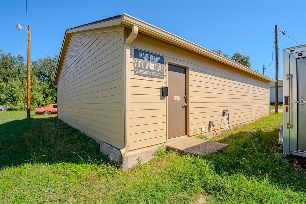 201 Granbury Court - Photo 34
