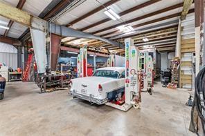 6070 Highway 183 N - Photo 5