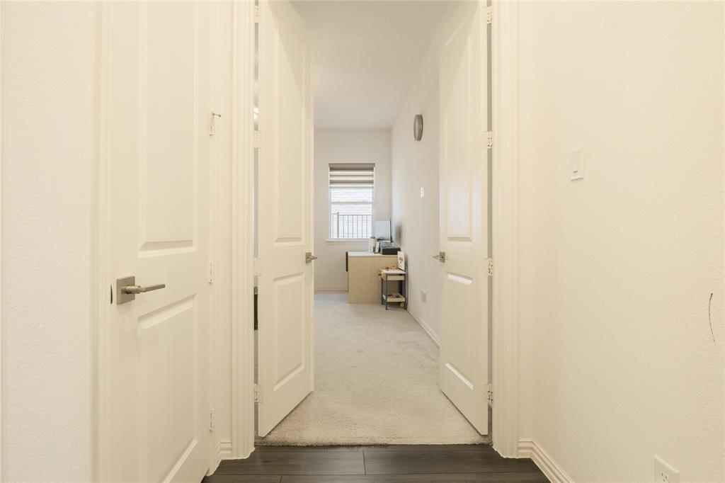 8305 Pine Valley Drive - Photo 10