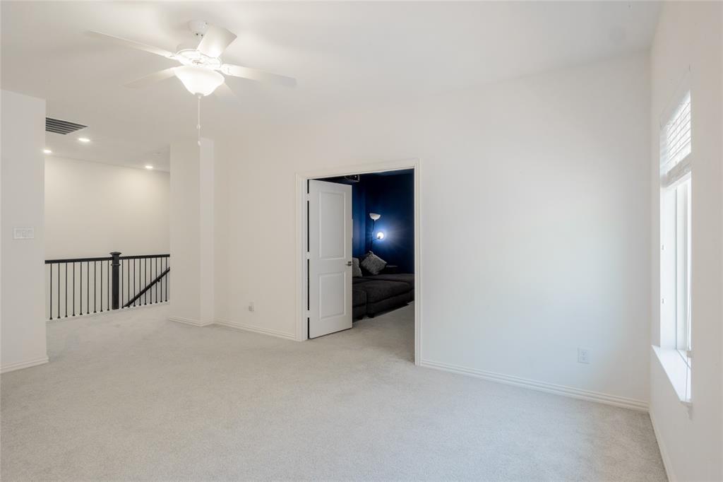 8305 Pine Valley Drive - Photo 17