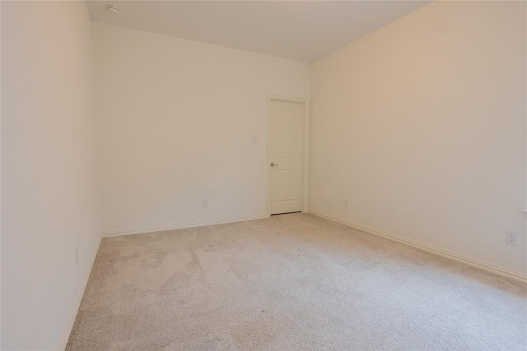 8305 Pine Valley Drive - Photo 23