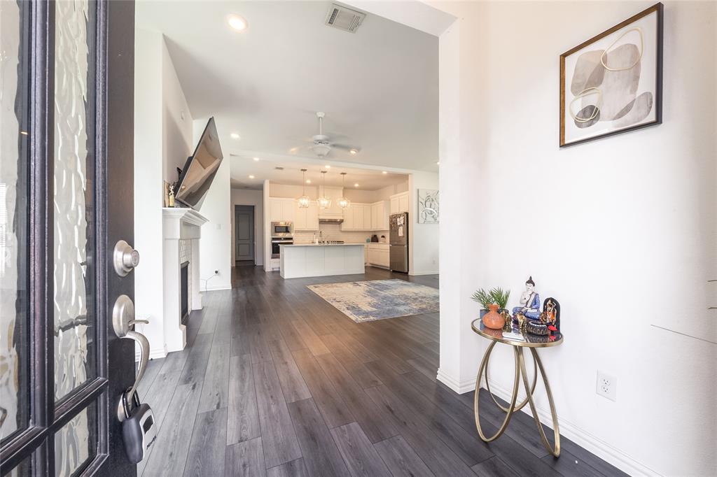 8305 Pine Valley Drive - Photo 3