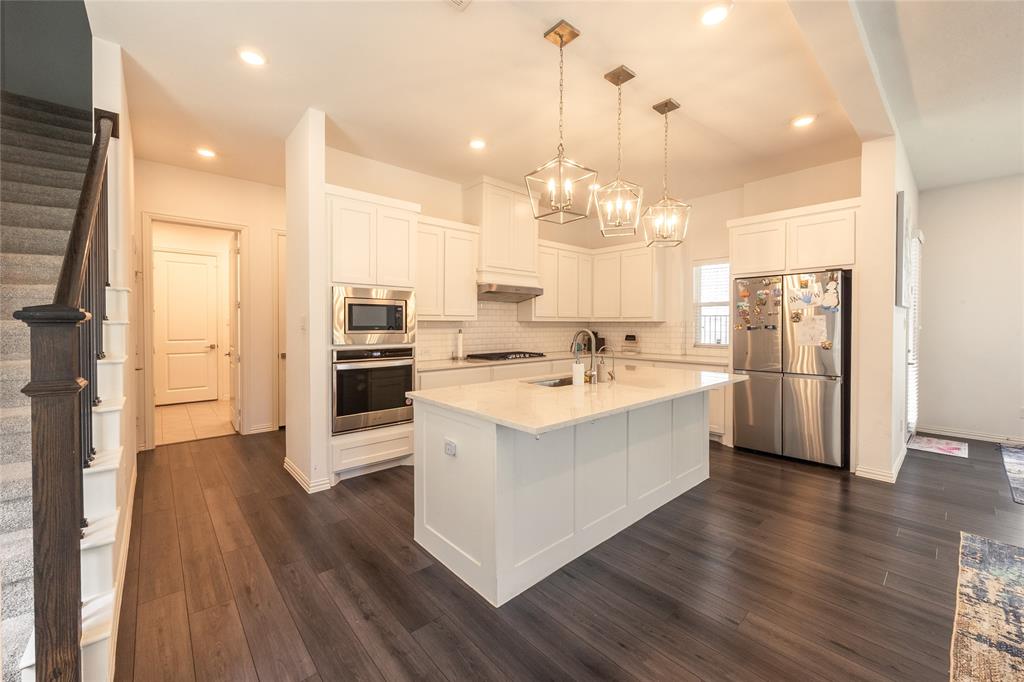 8305 Pine Valley Drive - Photo 8