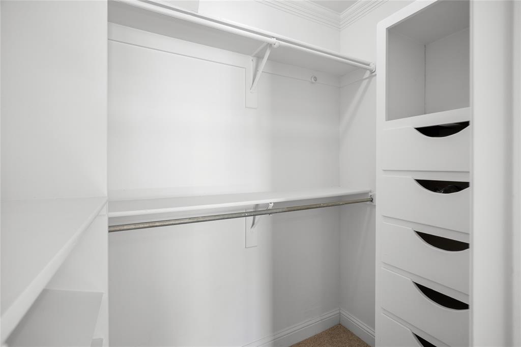 2005 Tisinger Avenue - Photo 14