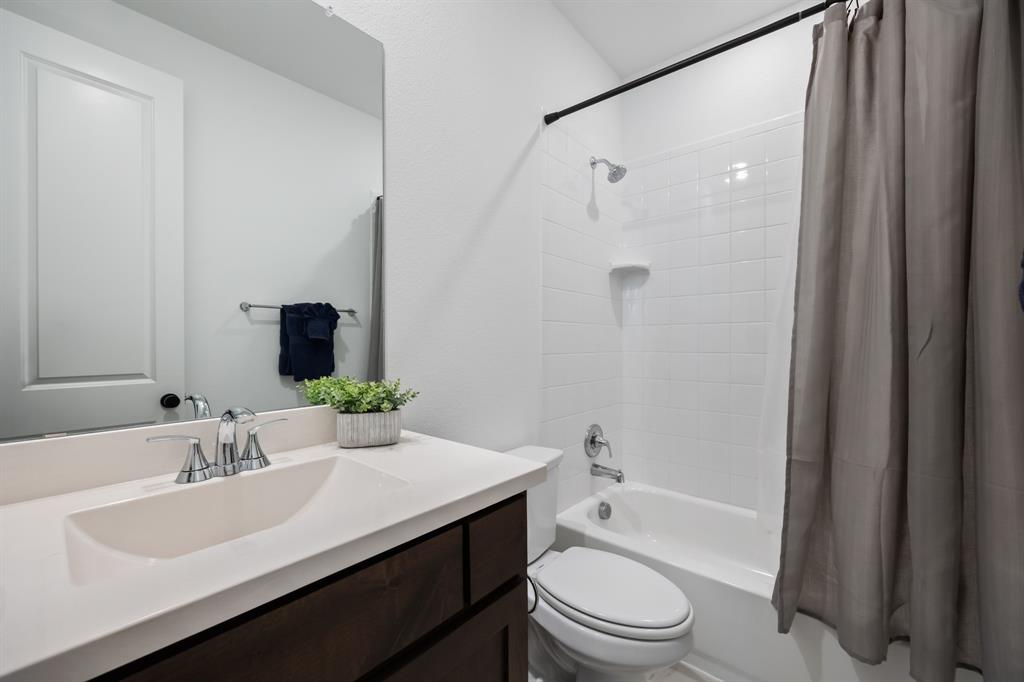 2403 Carpano Lane - Photo 18