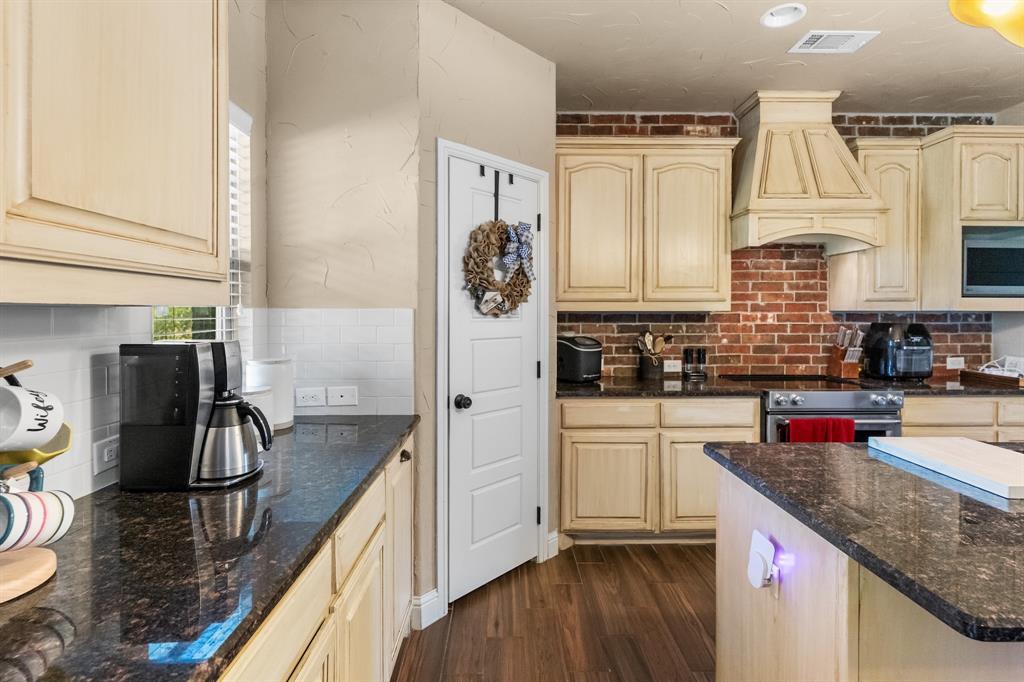 310 Falcon Drive - Photo 14