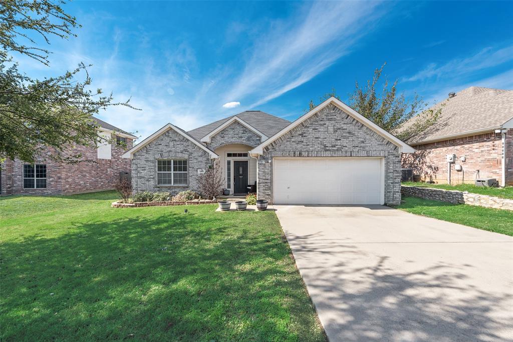 909 Chase Lane - Photo 1