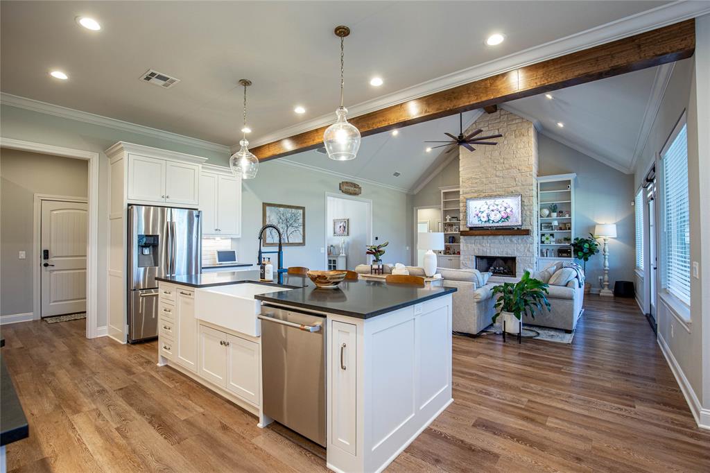 317 Champions Way - Photo 11