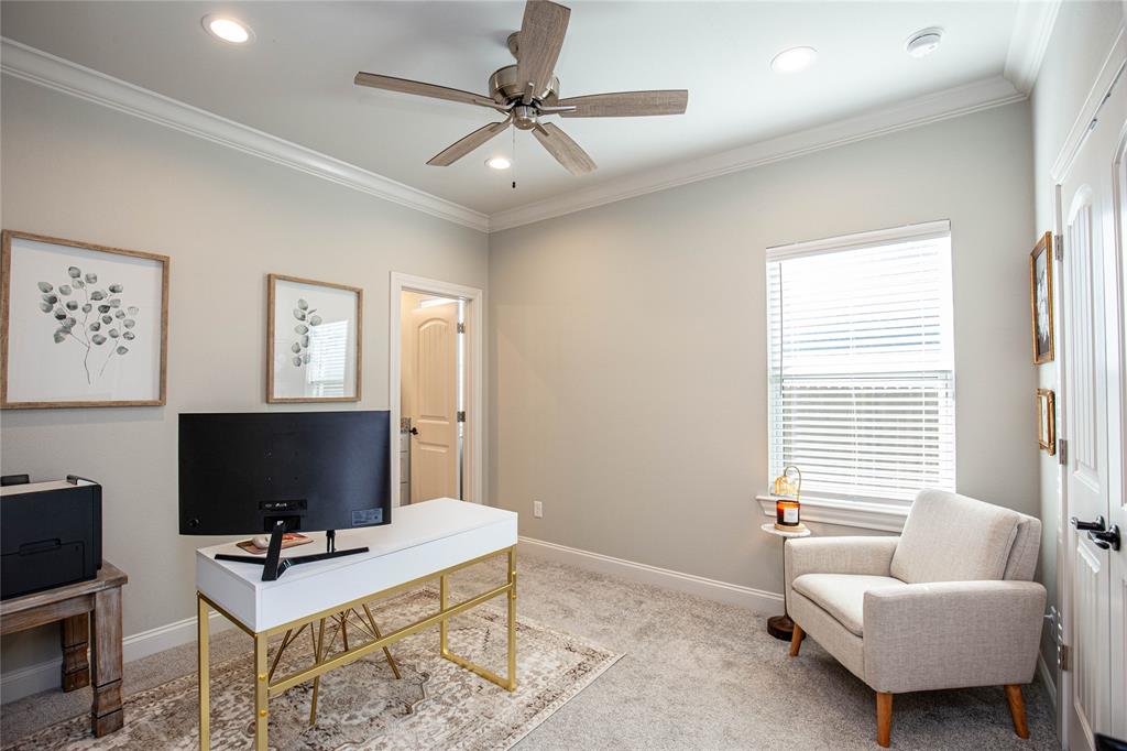 317 Champions Way - Photo 20