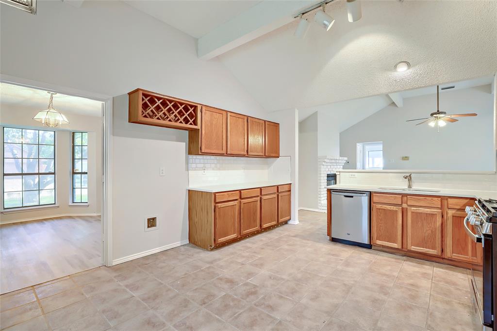 709 Bridgewater Lane - Photo 11