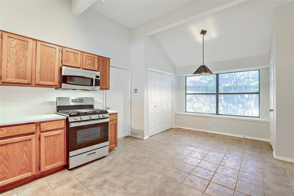 709 Bridgewater Lane - Photo 13