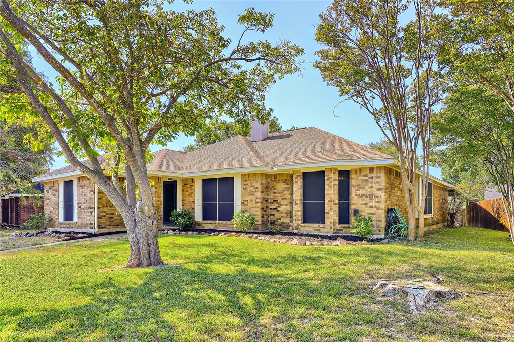 709 Bridgewater Lane - Photo 2