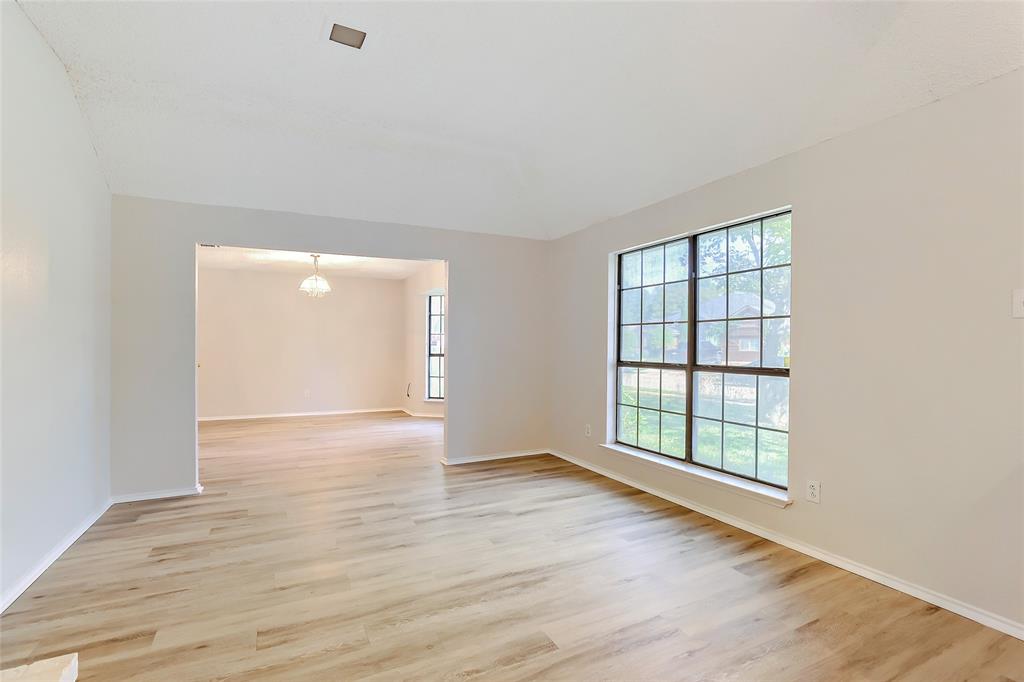 709 Bridgewater Lane - Photo 5