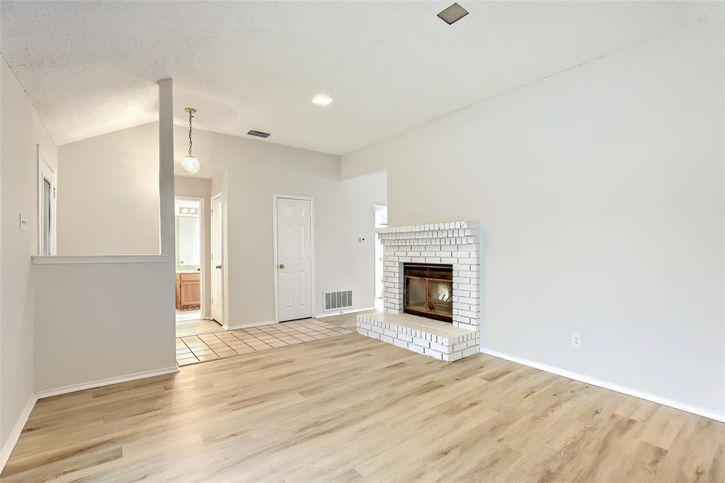 709 Bridgewater Lane - Photo 6