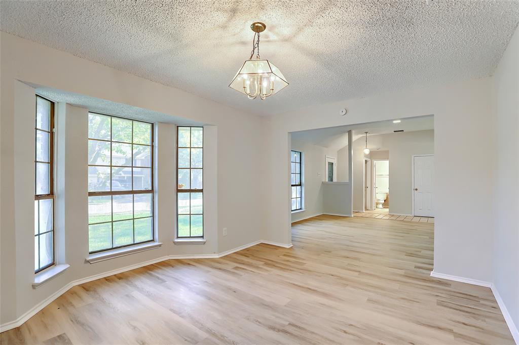 709 Bridgewater Lane - Photo 8