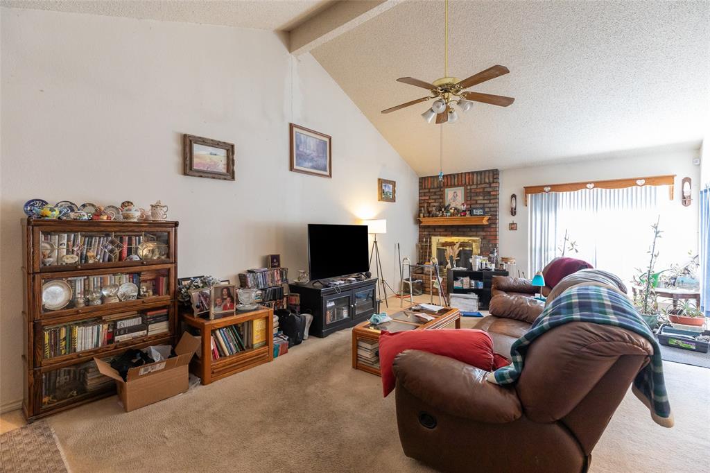 8009 Weehunt Court - Photo 4