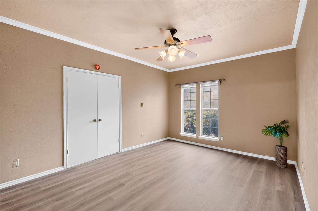 5310 Keller Springs Road - Photo 13