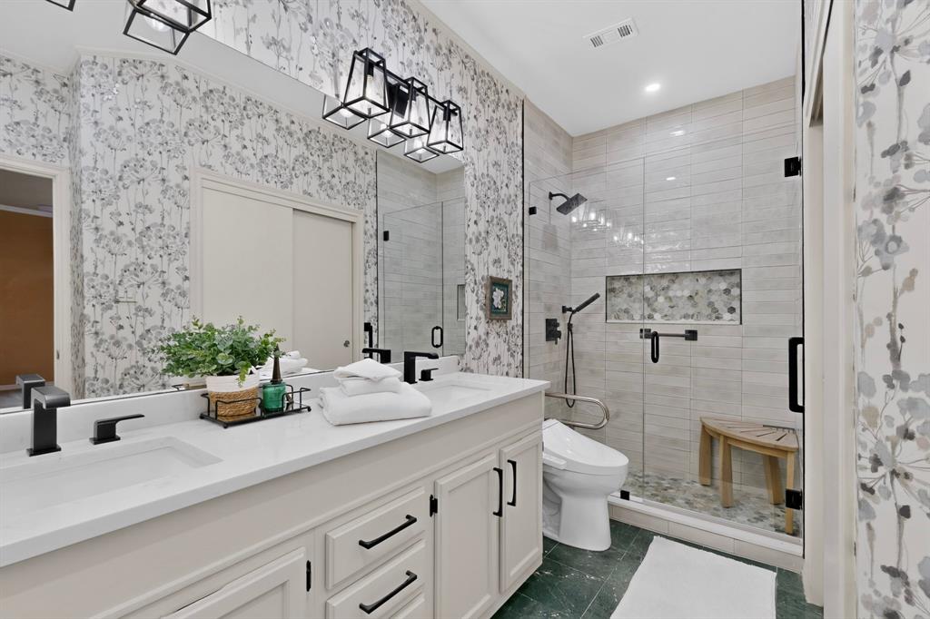 5310 Keller Springs Road - Photo 16