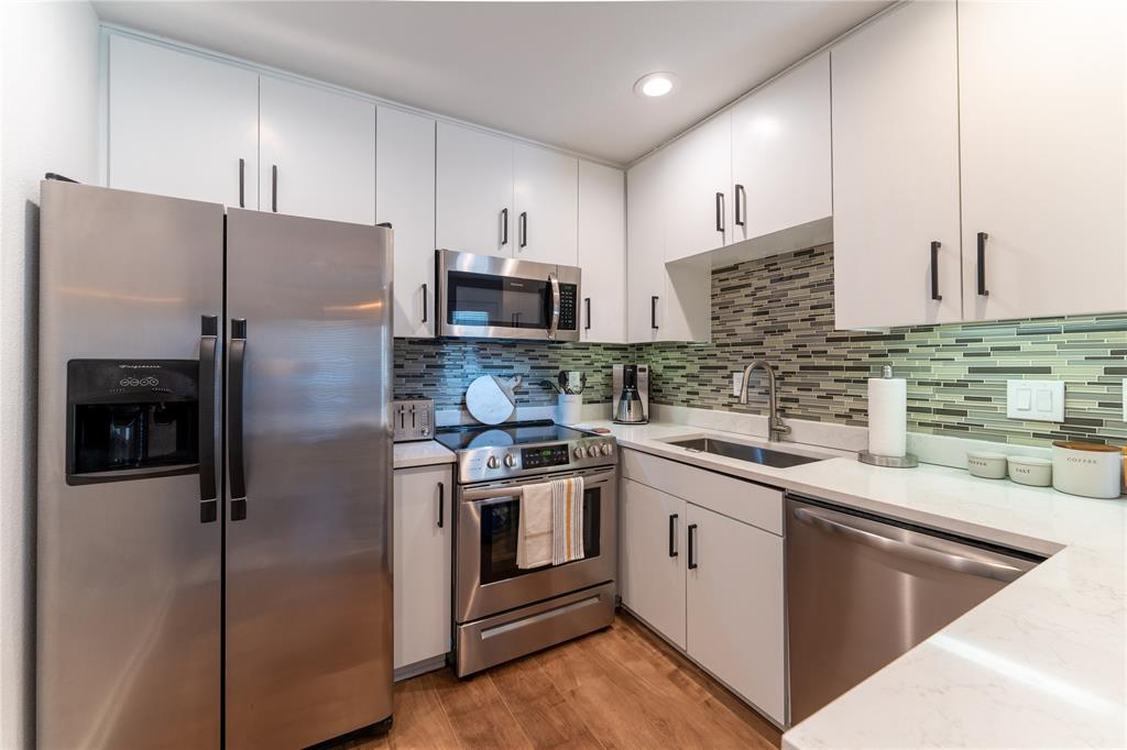 5836 Birchbrook Drive - Photo 11