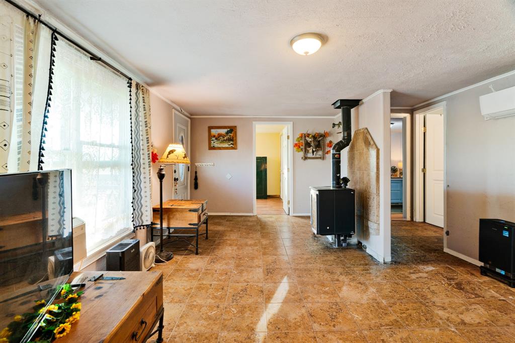 1241 FM 1700 - Photo 10