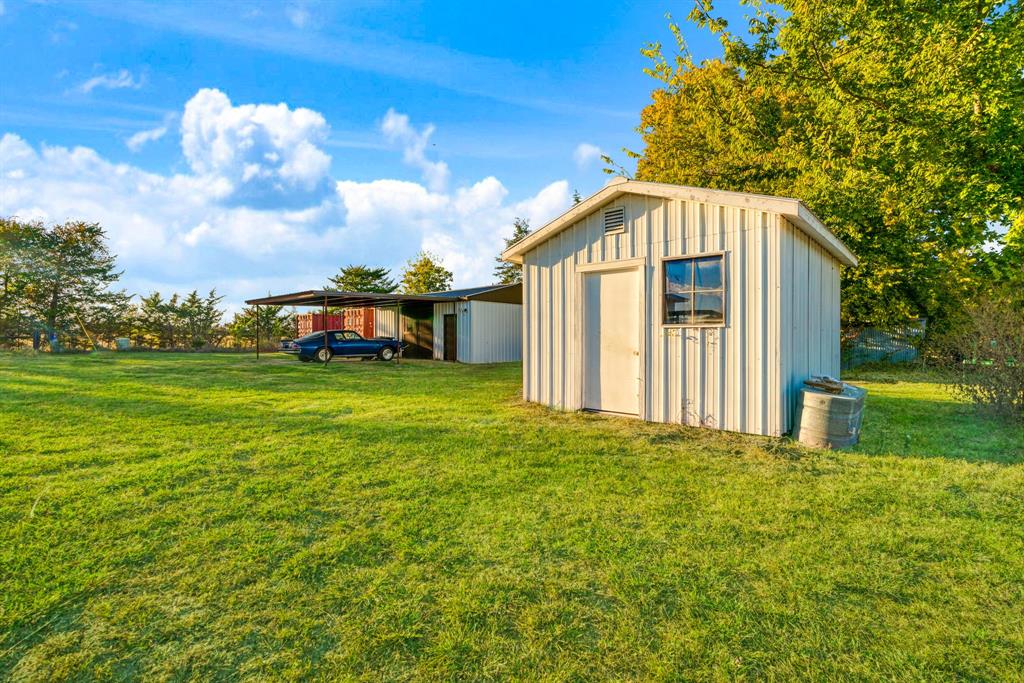 1241 FM 1700 - Photo 23