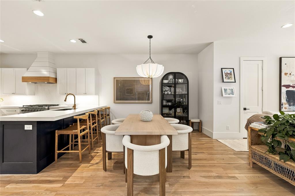 5520 Martel Avenue - Photo 6