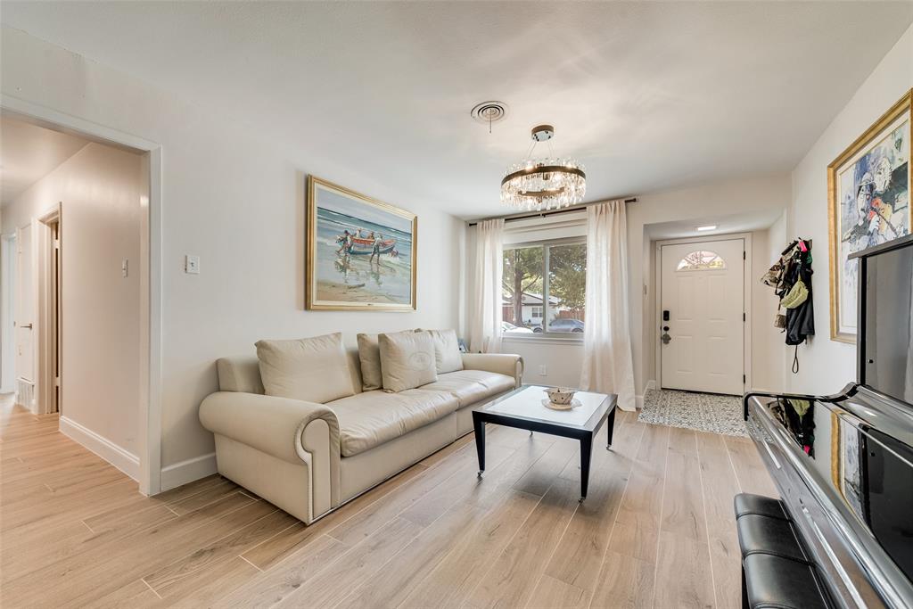 308 N Cottonwood Drive - Photo 8