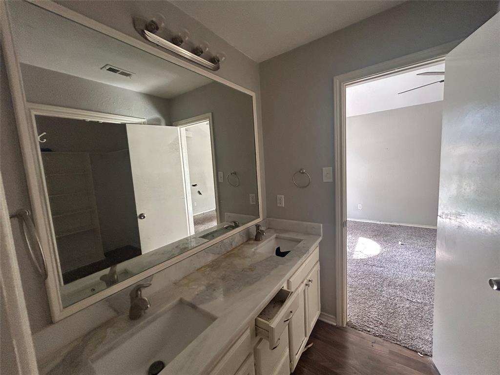 2502 Paul Street - Photo 6