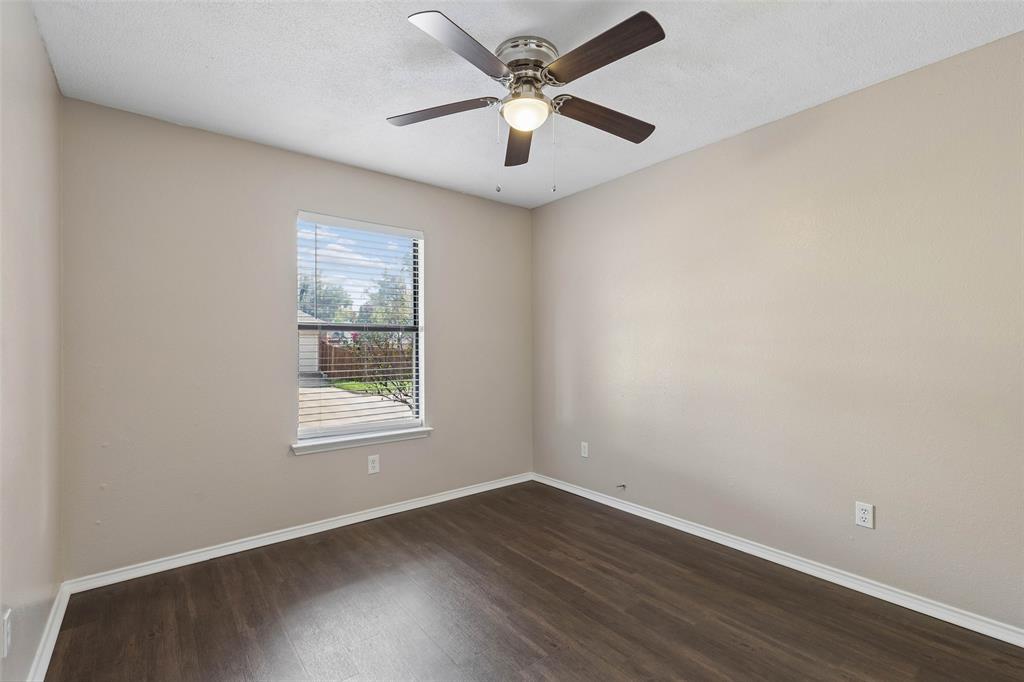 7001 Bentley Avenue - Photo 18
