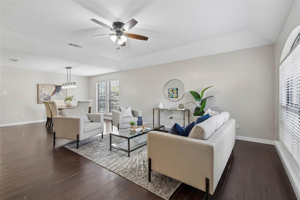 7001 Bentley Avenue - Photo 3