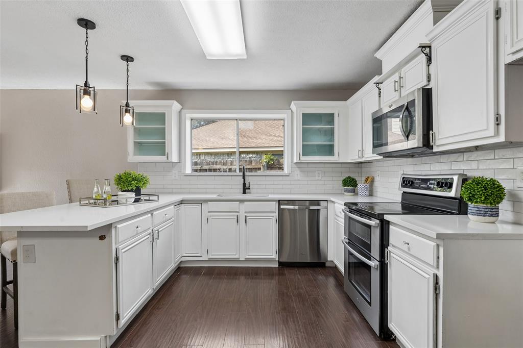 7001 Bentley Avenue - Photo 9