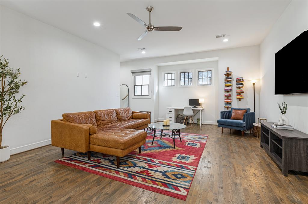 5073 Gaston Avenue - Photo 13