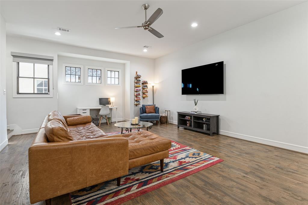 5073 Gaston Avenue - Photo 14