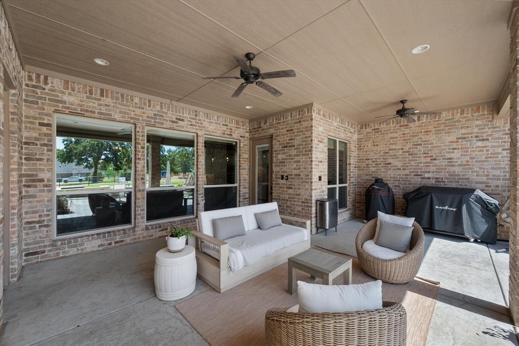 104 Estancia Court - Photo 31