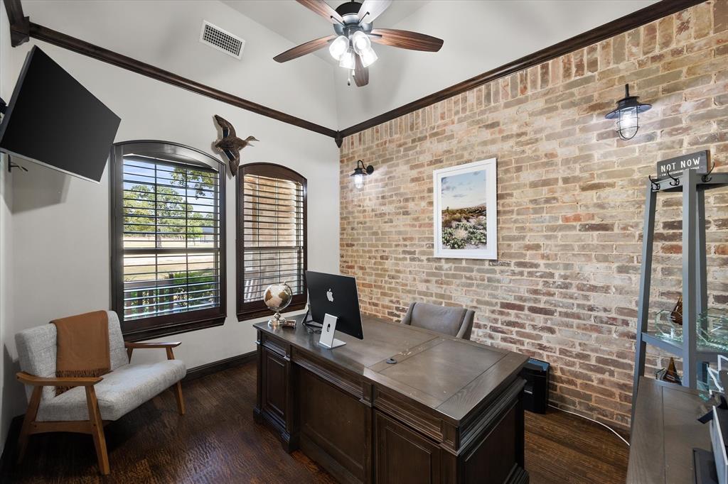 104 Estancia Court - Photo 4